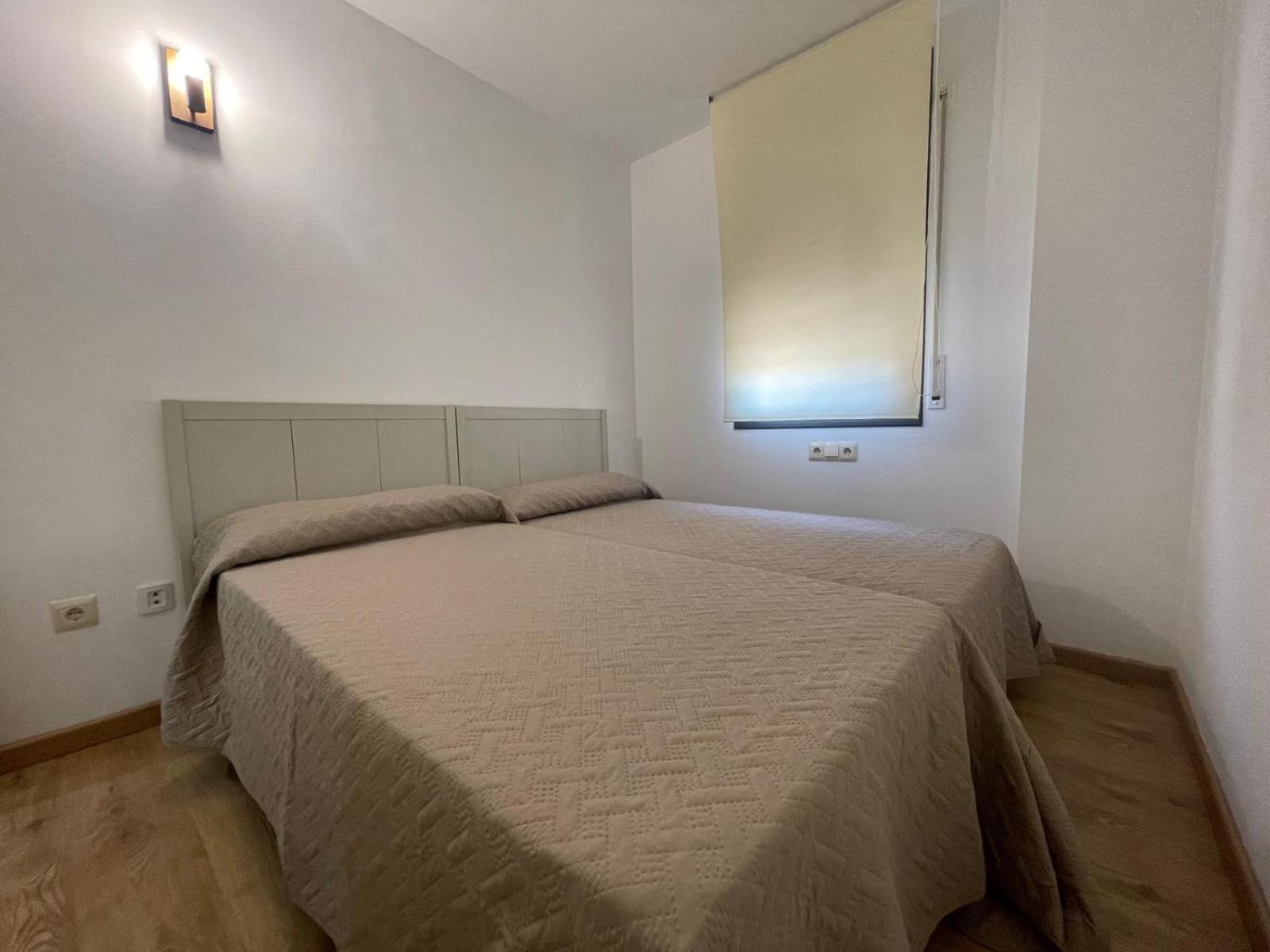L'Apartament De Carol Делтебре Екстериор снимка